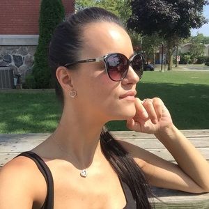Meet your Posher, Barbora